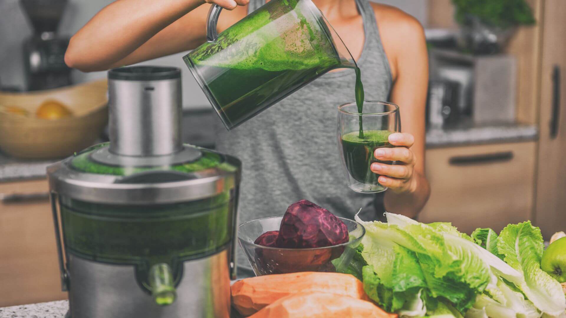 Detoxifying Your Body with Green Juices: Myth or Reality?